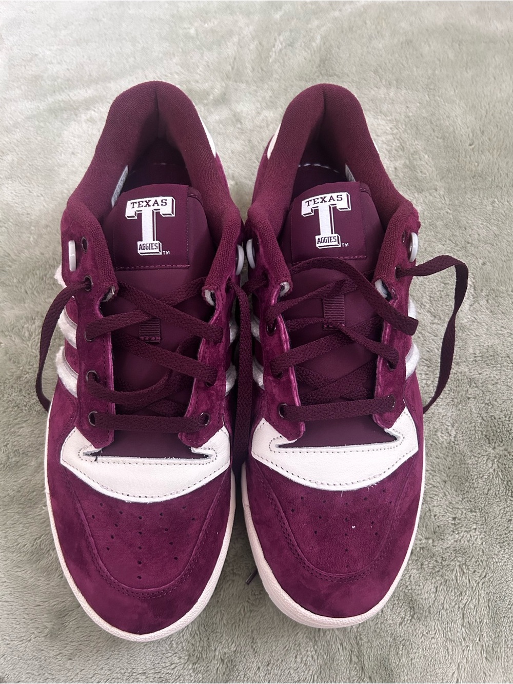 Adidas Rivalry Lows - Picture 2 of 6